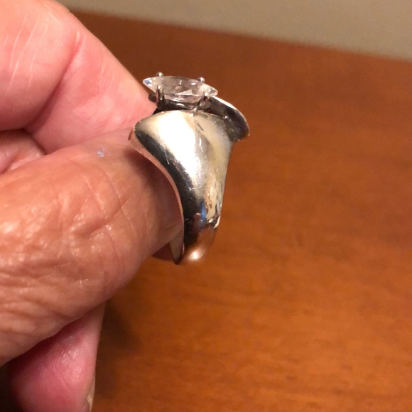 Sterling silver and CZ - Picture 4 of 4